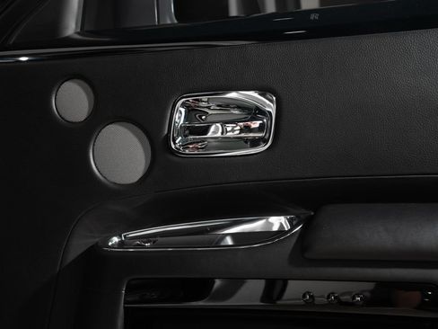 Used 2015 Rolls-Royce Ghost RWD image 33
