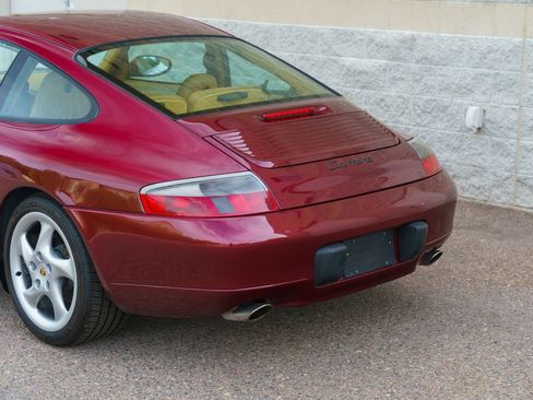 Used 2000 Porsche 911 Carrera image 35