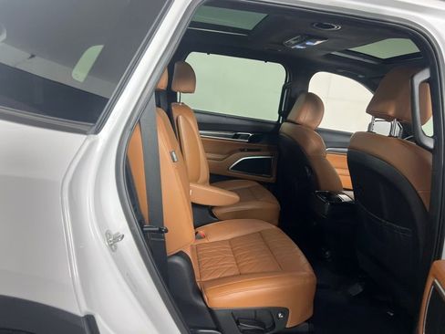 Used 2025 Kia Telluride SX Prestige X-Line image 31