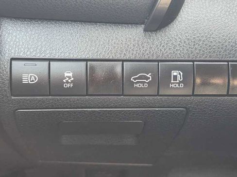 Used 2023 Toyota Camry LE image 9