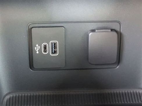 New 2026 Ford Explorer Active image 32