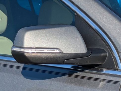 Used 2023 GMC Acadia Denali w/ Denali Ultimate Package image 12