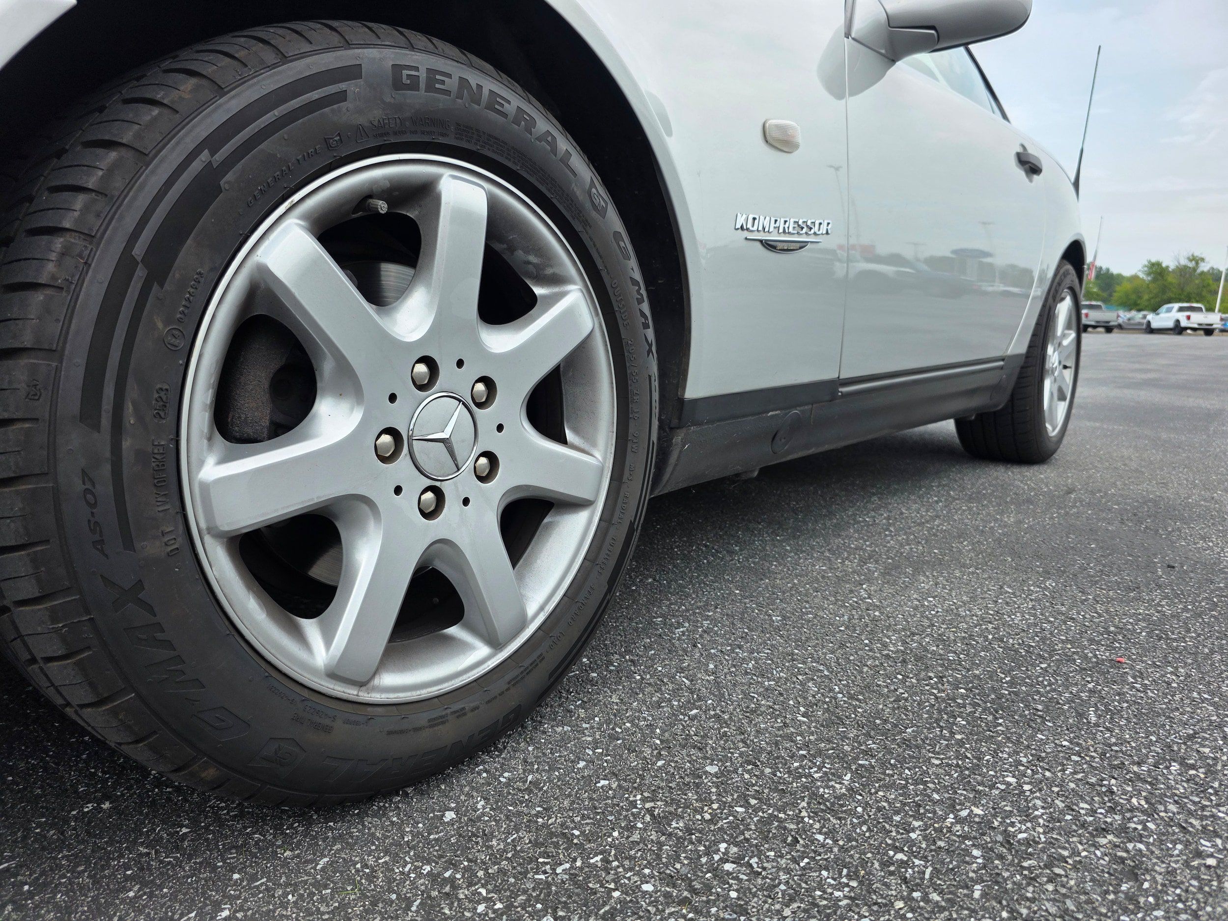 Used 1998 Mercedes-Benz SLK 230 image 16