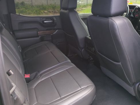 Used 2021 Chevrolet Silverado 1500 RST w/ Convenience Package II AWD/4WD image 17