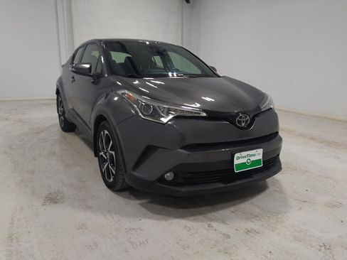 Used 2018 Toyota C-HR XLE image 13