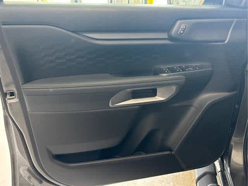 New 2025 Ford Ranger XLT w/ Equipment Group 301A High image 12