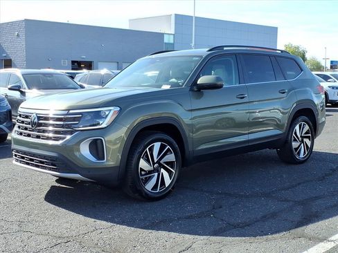 New 2026 Volkswagen Atlas SE image 3