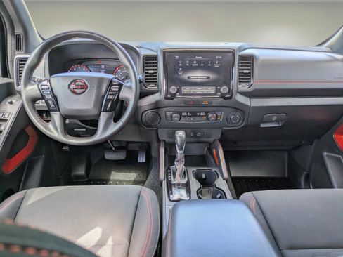 Used 2022 Nissan Frontier Pro-X w/ Technology Package image 13