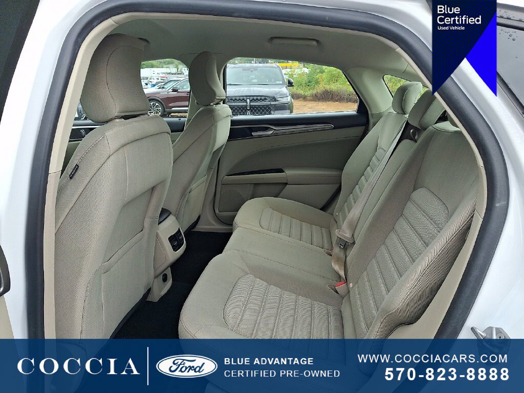 Certified 2018 Ford Fusion SE w/ Fusion SE Technology Package FWD image 10