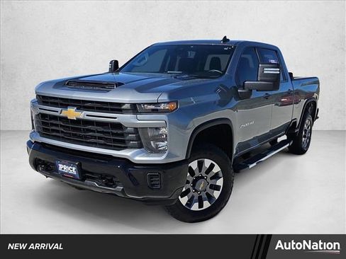 Used 2024 Chevrolet Silverado 2500 Custom w/ Custom Value Package image 1