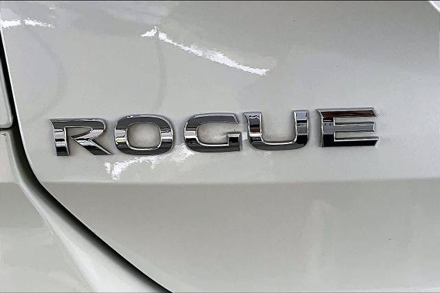 Certified 2020 Nissan Rogue SV FWD image 10