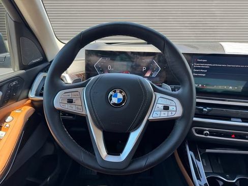 Certified 2025 BMW X7 xDrive40i AWD/4WD image 13