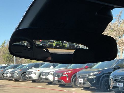 Used 2025 Buick Envista Preferred image 27