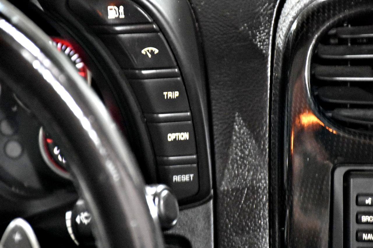 Used 2009 Chevrolet Corvette Convertible w/ Preferred Equipment Group RWD image 31