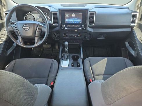 Used 2022 Nissan Frontier SV image 36