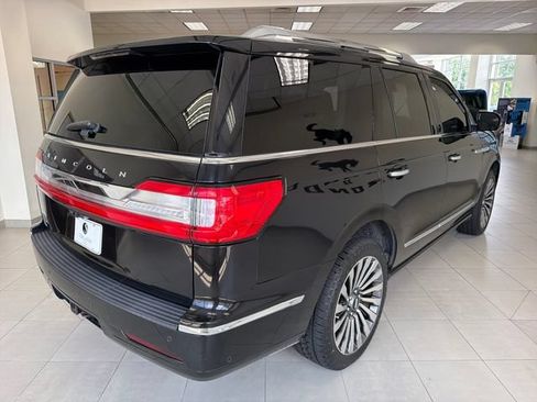 Used 2019 Lincoln Navigator Reserve AWD/4WD image 7