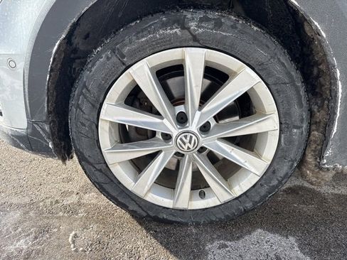 Used 2017 Volkswagen Golf Alltrack SE image 12