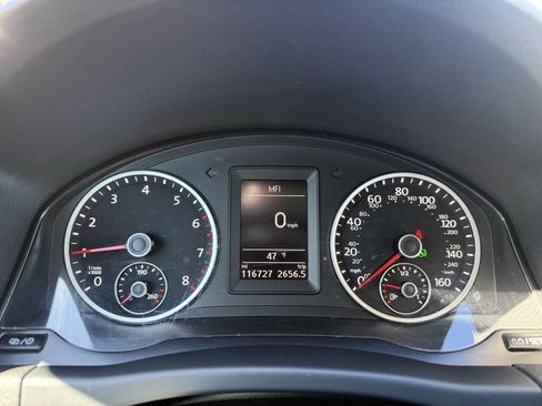 Used 2016 Volkswagen Tiguan S image 26