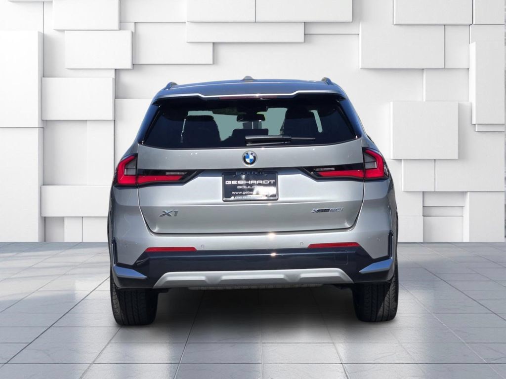Certified 2023 BMW X1 xDrive28i AWD/4WD image 7
