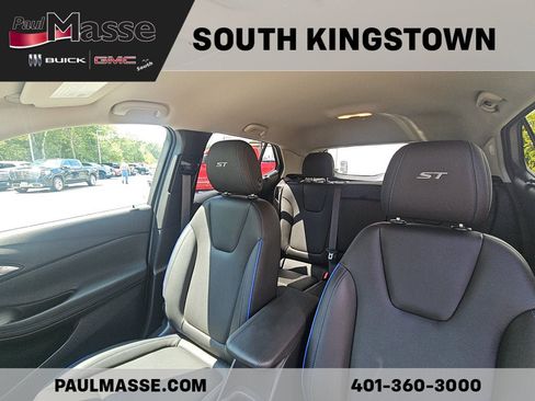Certified 2026 Buick Encore GX Sport Touring w/ Comfort Package AWD/4WD image 15