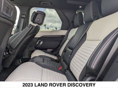 Used 2023 Land Rover Discovery HSE R-Dynamic AWD/4WD image 28