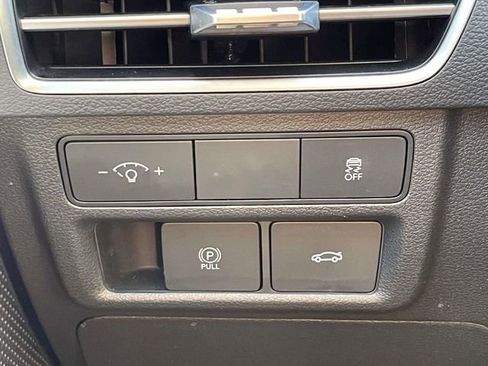 Used 2024 Hyundai Sonata SEL image 17