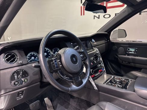 Used 2020 Rolls-Royce Cullinan image 25