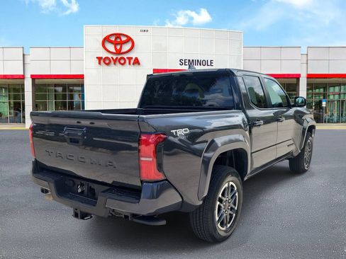 Used 2025 Toyota Tacoma TRD Sport RWD image 3