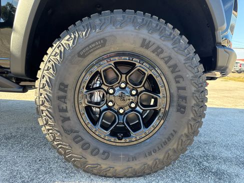 New 2026 Chevrolet Colorado ZR2 w/ ZR2 Bison Edition image 37