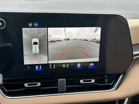 New 2026 Chevrolet Equinox ACTIV w/ Safety and Technology Package image 23