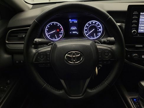 Used 2022 Toyota Camry SE w/ Carpet Mat Package (TMS) image 22