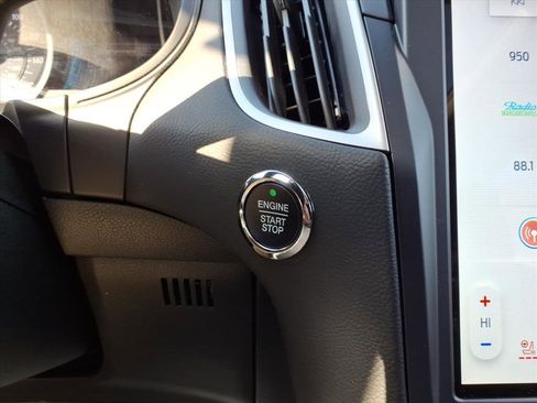 Certified 2023 Ford Edge SEL w/ Convenience Package image 23