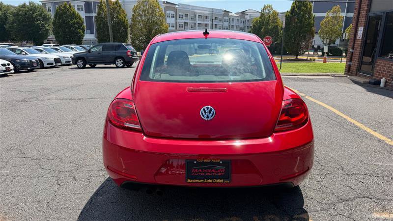 Used 2013 Volkswagen Beetle 2.5 FWD image 12