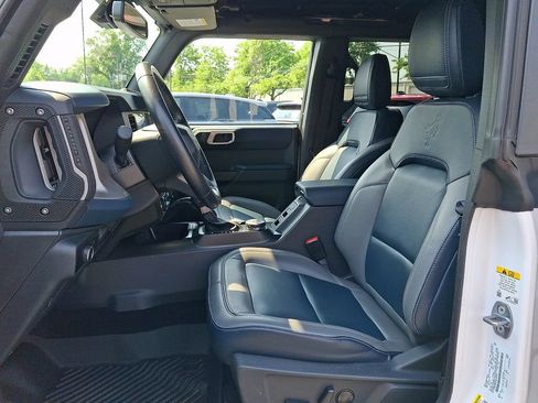 Certified 2024 Ford Bronco Outer Banks AWD/4WD image 16