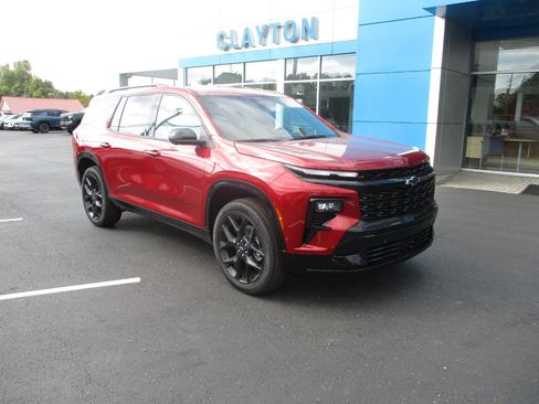 New 2026 Chevrolet Traverse RS w/ LPO, Floor Liner Package image 9
