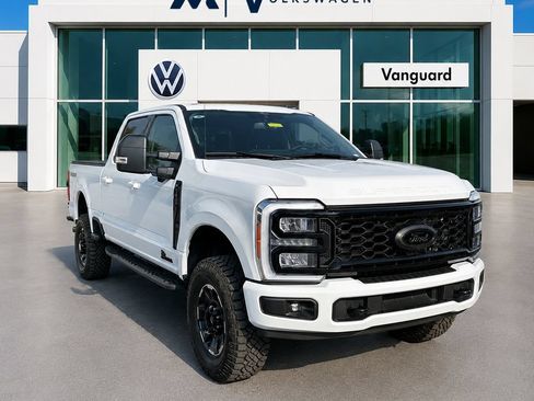 Used 2025 Ford F350 XLT w/ Black Appearance Package AWD/4WD image 3