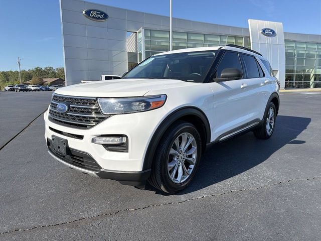 Certified 2023 Ford Explorer XLT w/ Equipment Group 202A RWD image 1