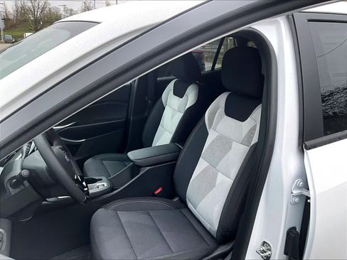 New 2026 Chevrolet Trax RS w/ Driver Confidence Package FWD image 11