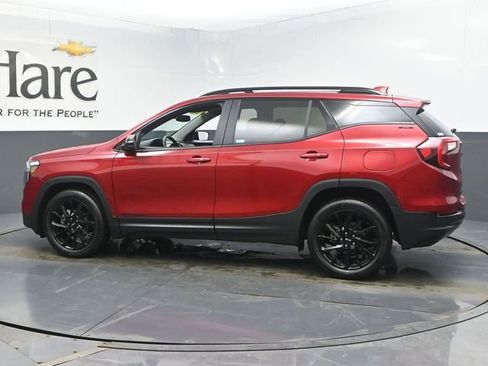 Used 2023 GMC Terrain SLE w/ Driver Convenience Package image 51