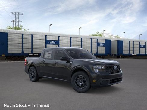 New 2026 Ford Maverick XLT w/ Equipment Group 301A AWD/4WD image 7