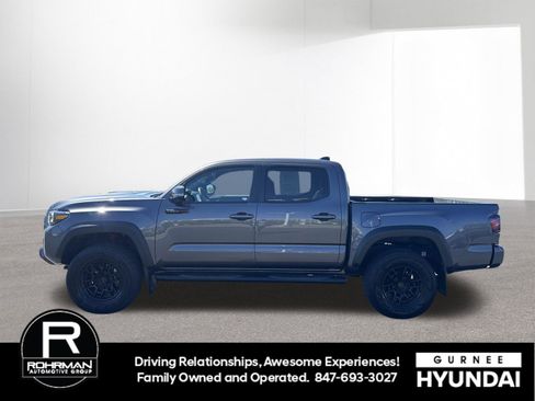 Used 2021 Toyota Tacoma TRD Pro AWD/4WD image 5