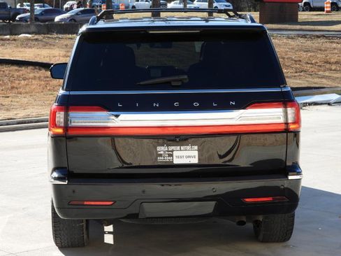 Used 2020 Lincoln Navigator Reserve w/ Equipment Group 208A Reserve image 19