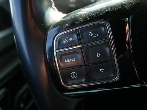 Used 2012 Jeep Wrangler Unlimited Sahara AWD/4WD image 22