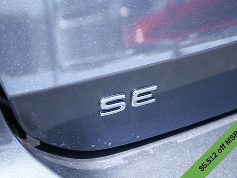 New 2025 Volkswagen Taos SE image 14