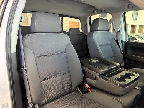Used 2016 GMC Sierra 1500 SLE w/ SLE Value Package AWD/4WD image 18