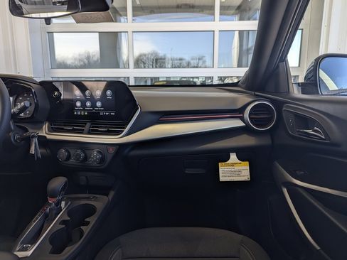 New 2026 Chevrolet Trax RS w/ Driver Confidence Package image 4