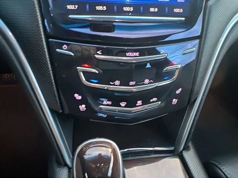 Used 2016 Cadillac XTS Luxury image 18