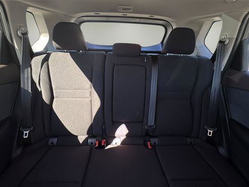 Used 2023 Nissan Rogue S image 15