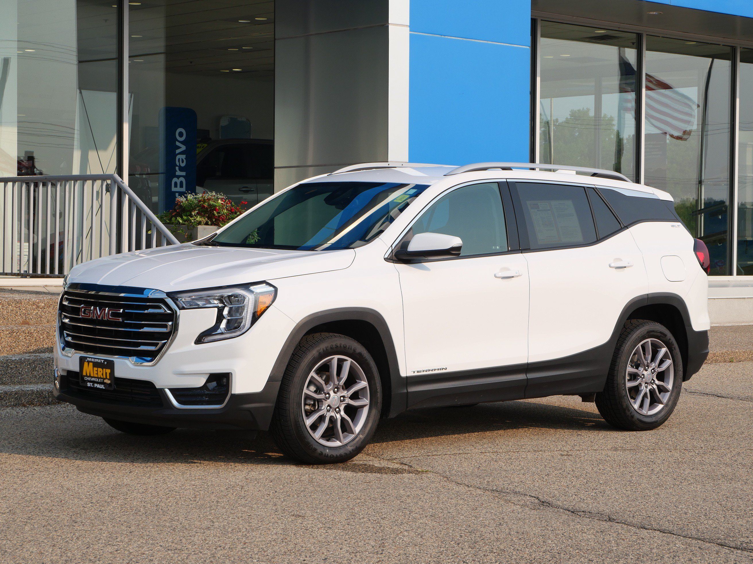 Certified 2024 GMC Terrain SLT AWD/4WD image 6