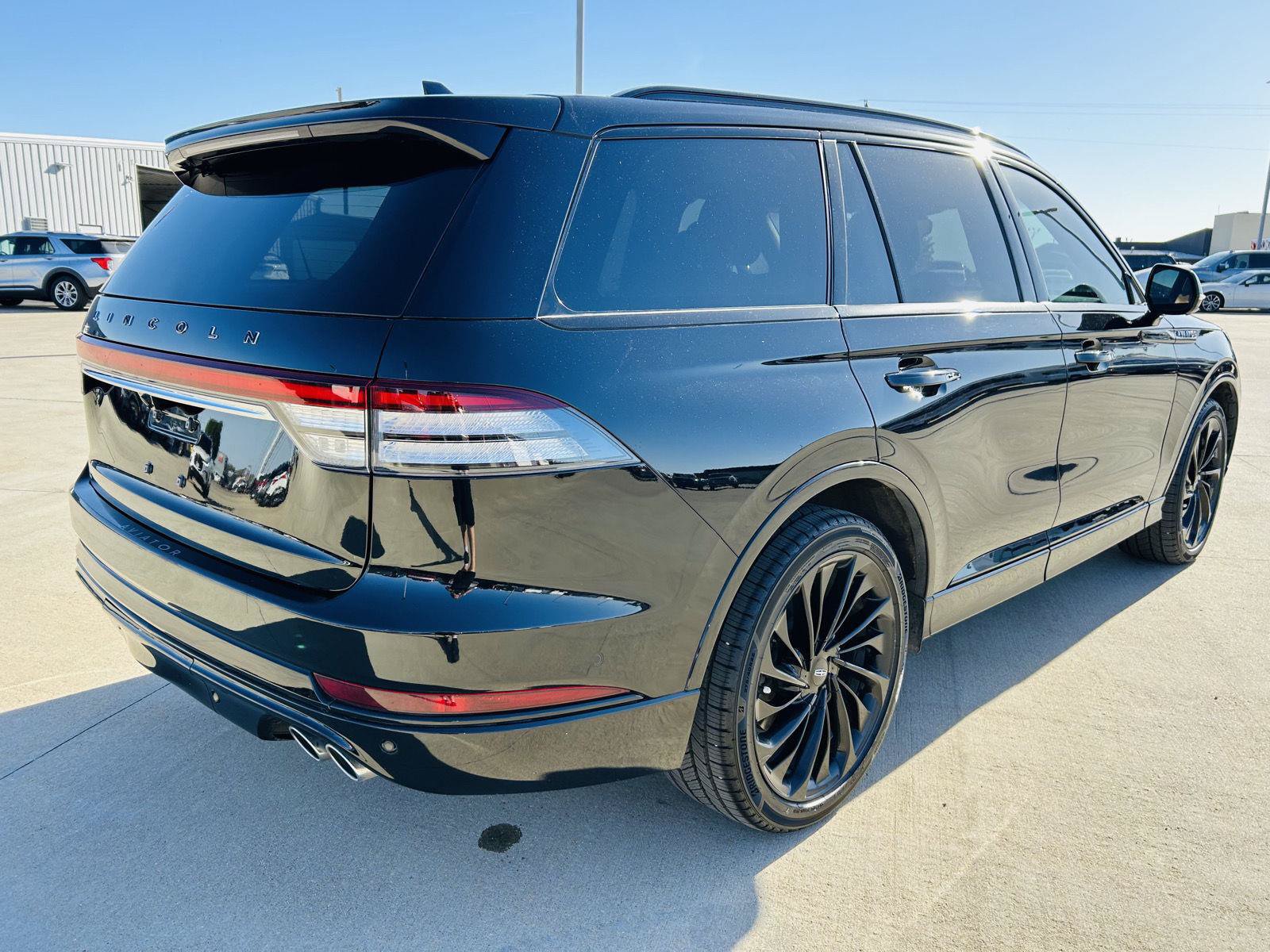 Used 2023 Lincoln Aviator Black Label w/ Jet Package AWD/4WD image 47
